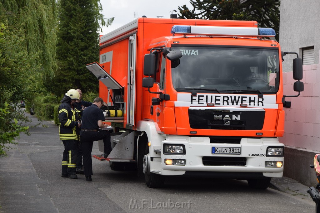 Feuer 2 Koeln Brueck Am Schildschen P67.JPG - Miklos Laubert